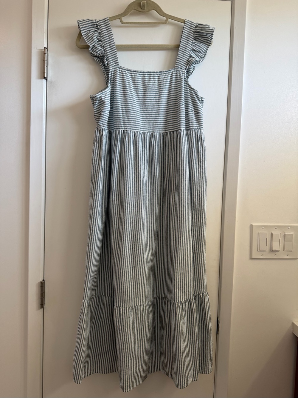 Women's Striped Ruffle-Sleeve Maxi Dress - Blue & White